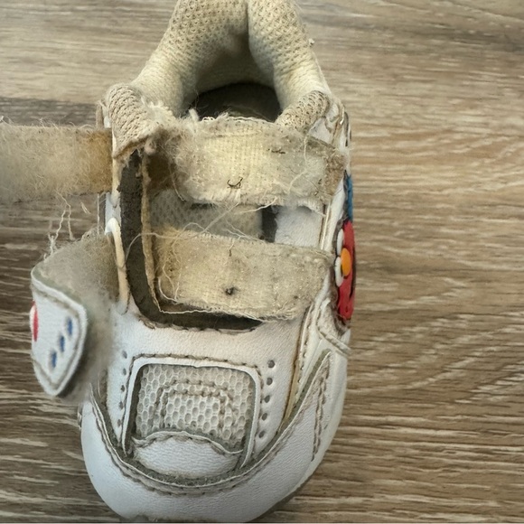 Vintage Y2K Elmo Cookie Monster Sesame Street Shoes Size 2W - Picture 5 of 12